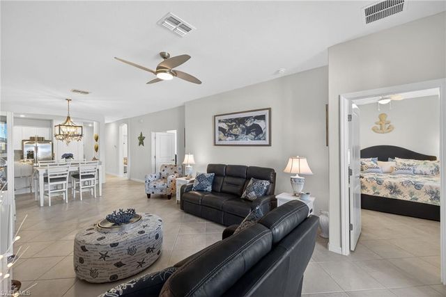 2323 Dragonfruit WAY, Naples, FL 34120