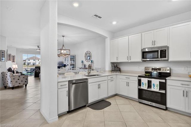 2323 Dragonfruit WAY, Naples, FL 34120