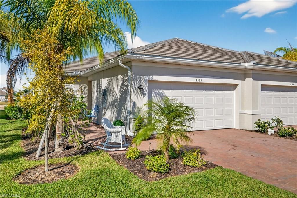 2323 Dragonfruit WAY, Naples, FL 34120