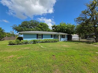 305 Miles Road A, Bacliff, TX 77518