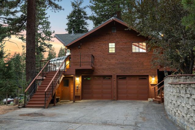 10928 Barnes Drive, Truckee, CA 96161