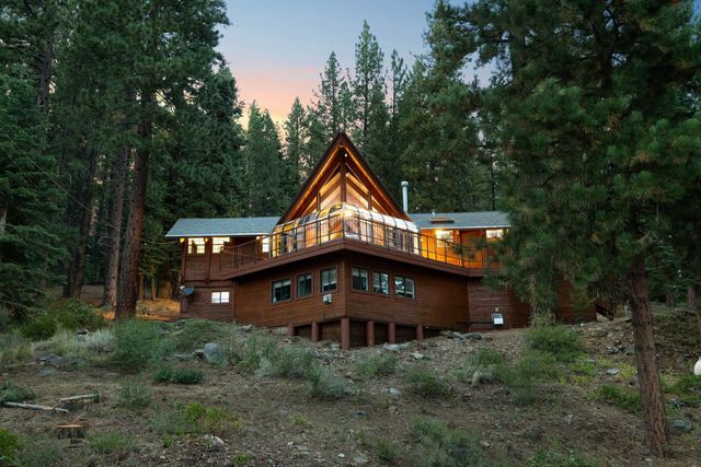 10928 Barnes Drive, Truckee, CA 96161