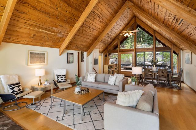 10928 Barnes Drive, Truckee, CA 96161