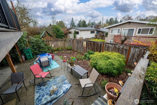 6539 40th Avenue NE, Seattle, WA 98115