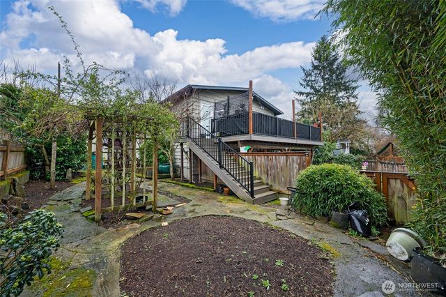 6539 40th Avenue NE, Seattle, WA 98115
