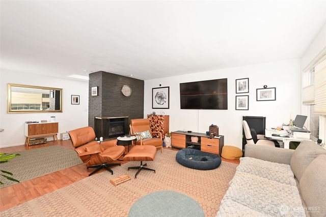 6539 40th Avenue NE, Seattle, WA 98115