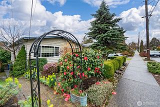 6539 40th Avenue NE, Seattle, WA 98115