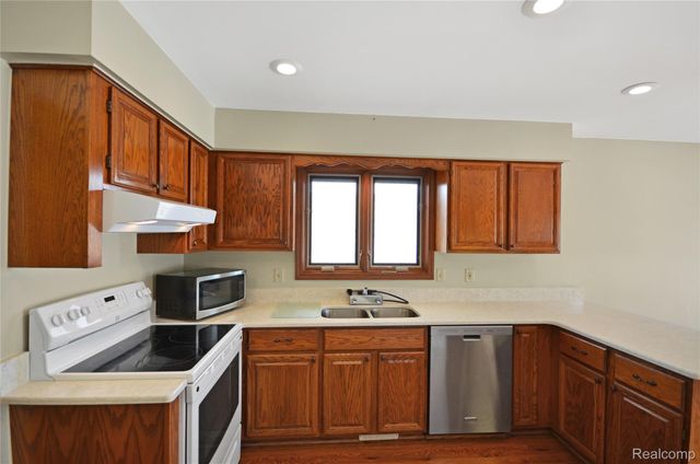 36291 Genuine Risk Court, Clinton Charter Township, MI 48035