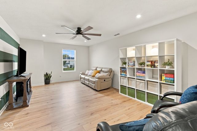 5316 Rothbury Road, Noblesville, IN 46062