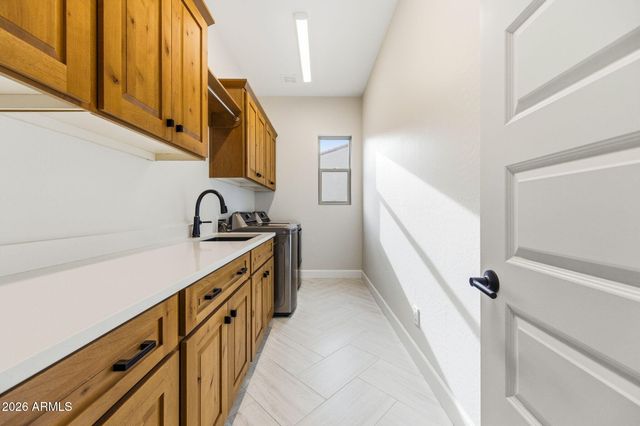 5318 W SNOWBIRD Drive, Eloy, AZ 85131