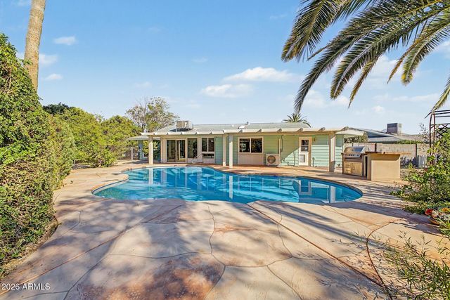 18420 N 94TH Avenue, Sun City, AZ 85373