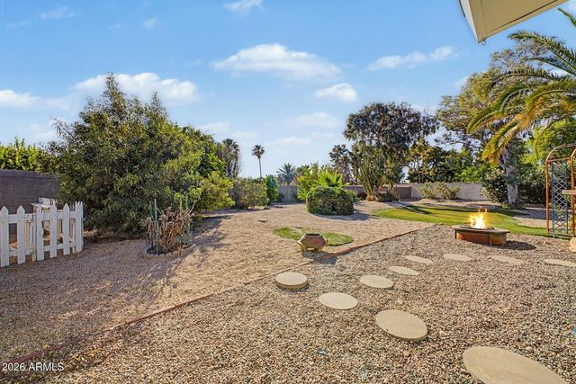 18420 N 94TH Avenue, Sun City, AZ 85373