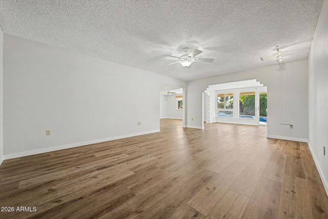 18420 N 94TH Avenue, Sun City, AZ 85373