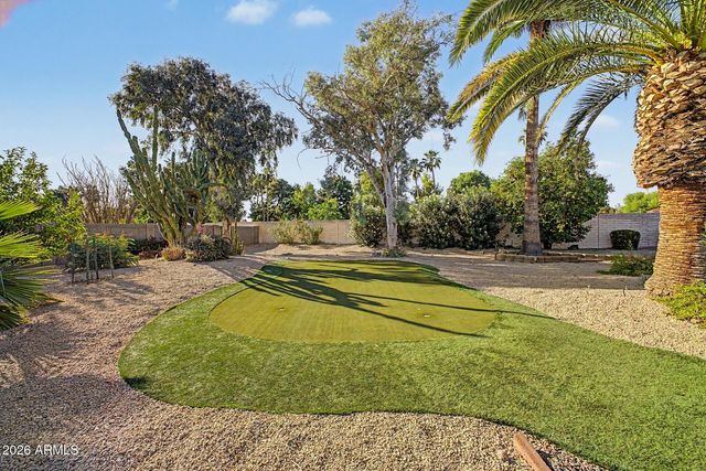 18420 N 94TH Avenue, Sun City, AZ 85373