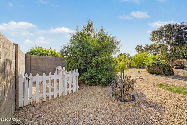 18420 N 94TH Avenue, Sun City, AZ 85373