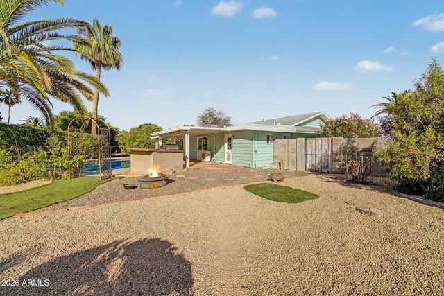 18420 N 94TH Avenue, Sun City, AZ 85373
