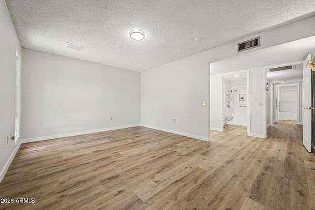 18420 N 94TH Avenue, Sun City, AZ 85373