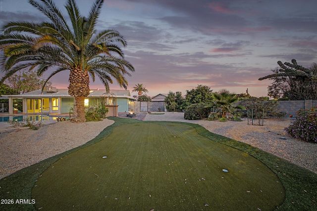 18420 N 94TH Avenue, Sun City, AZ 85373
