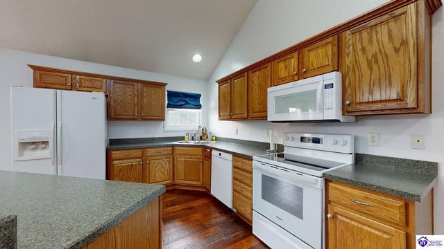 35 Majestic Way, Cecilia, KY 42724