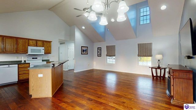 35 Majestic Way, Cecilia, KY 42724