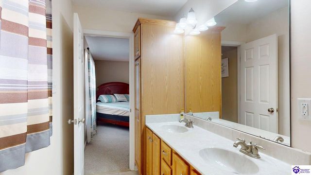 35 Majestic Way, Cecilia, KY 42724