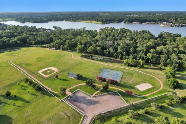 11357 Grand Harbor Boulevard, Montgomery, TX 77356