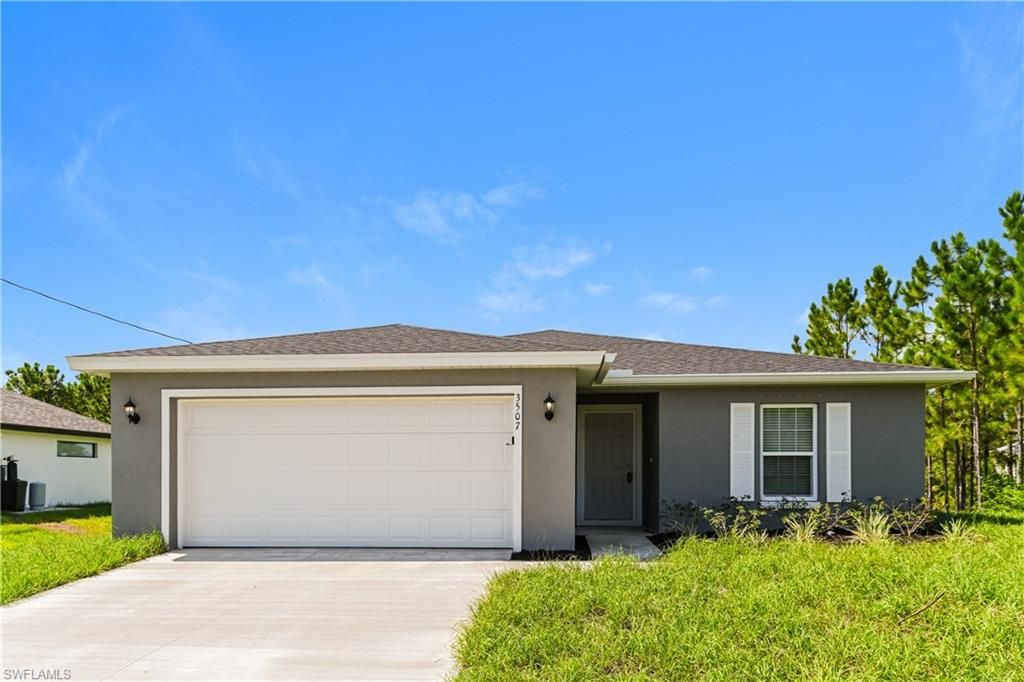 3507 26TH ST SW, LEHIGH ACRES, FL 33976 — exterior