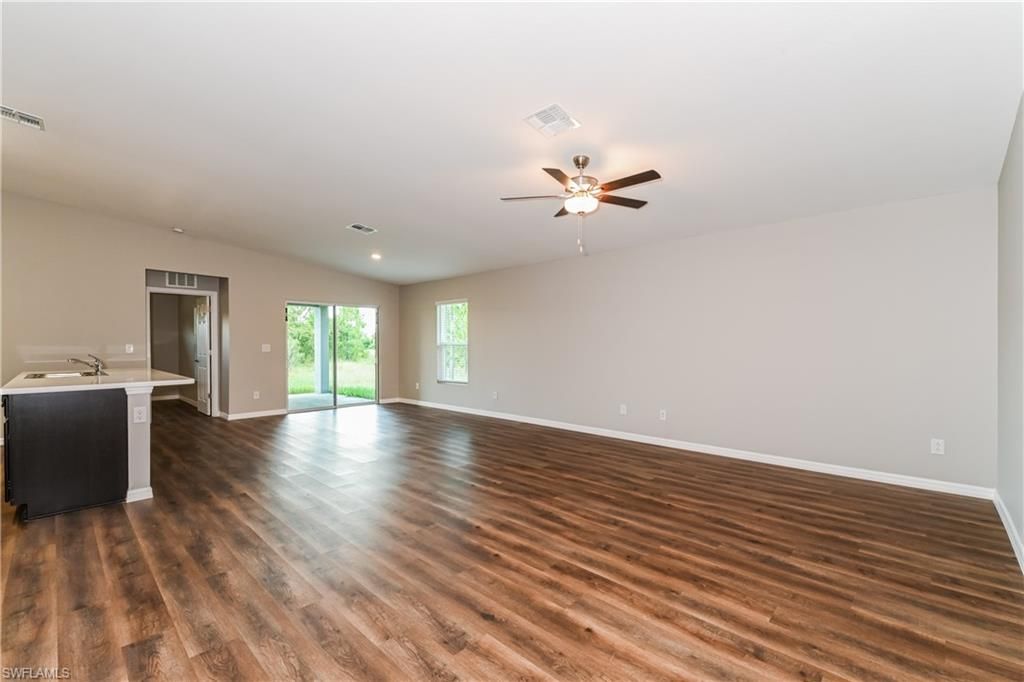 3507 26TH ST SW, LEHIGH ACRES, FL 33976 — photo 2