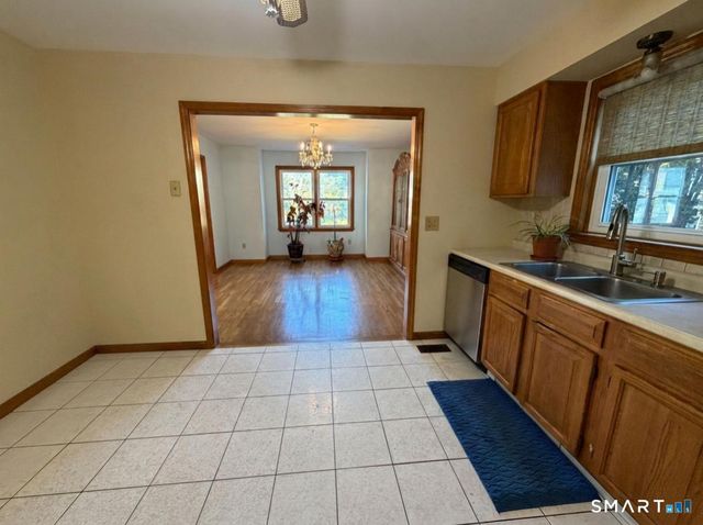 50 Lincoln Avenue 1 A Front, Danbury, CT 06810