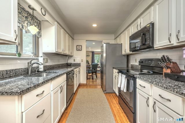 60 Engine House Road C, Stratford, CT 06614