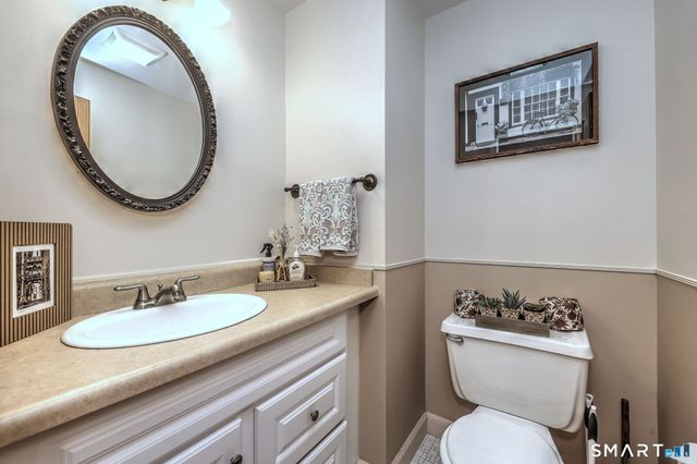 60 Engine House Road C, Stratford, CT 06614