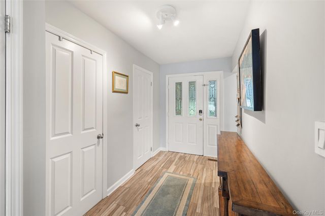 8 Victoria Drive 8, Amityville, NY 11701
