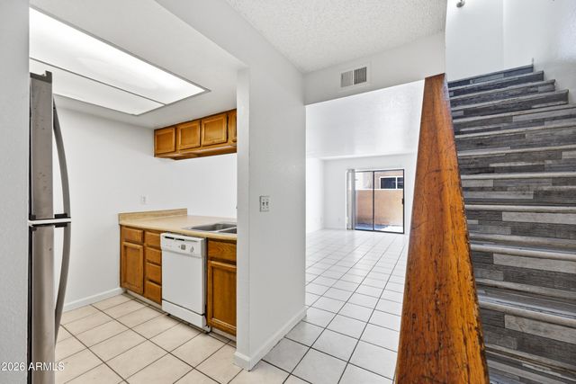12231 N 21st Avenue 3, Phoenix, AZ 85029