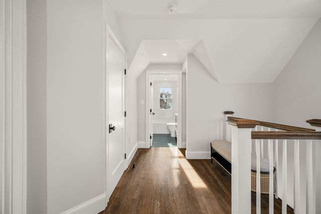 209 High St, Brookline, MA 02445