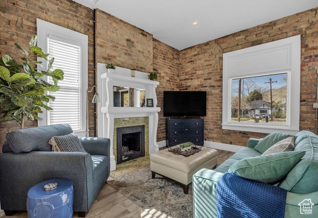 235 W 400 N, Salt Lake City, UT 84103