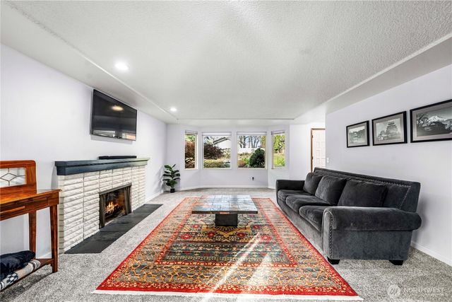 8610 Zircon Drive SW, Lakewood, WA 98498