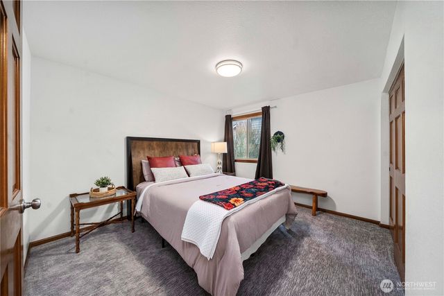 8610 Zircon Drive SW, Lakewood, WA 98498