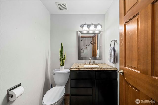 8610 Zircon Drive SW, Lakewood, WA 98498