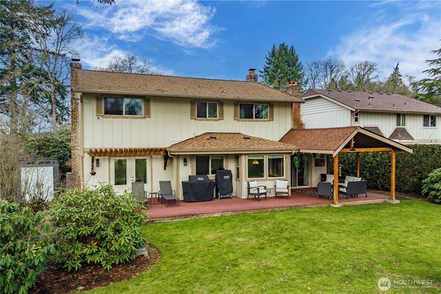 8610 Zircon Drive SW, Lakewood, WA 98498