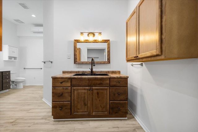 6990 Pin Oak, Big Sandy, TX 75755