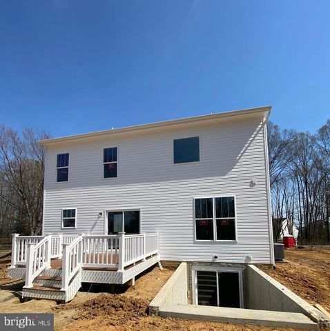 31 BLUE STONE DR, Fredericksburg, VA 22405