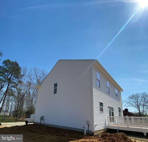 31 BLUE STONE DR, Fredericksburg, VA 22405