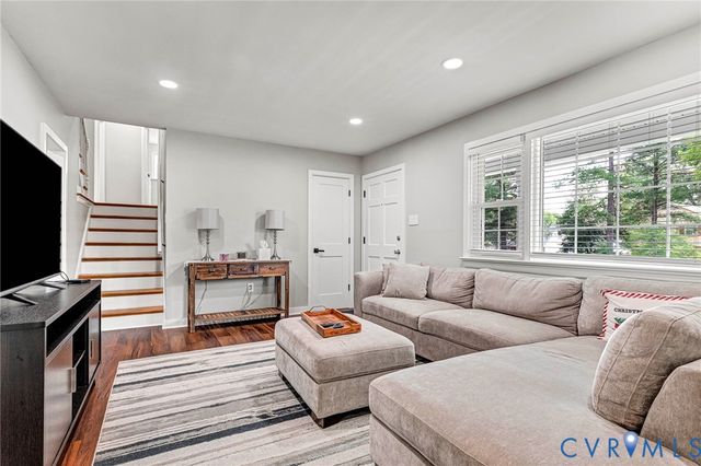8318 Lydell Dr, Henrico, VA 23228