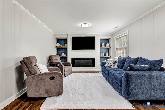 8318 Lydell Dr, Henrico, VA 23228