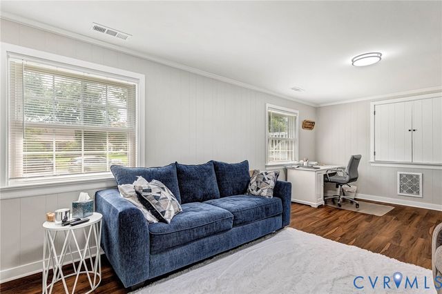 8318 Lydell Dr, Henrico, VA 23228