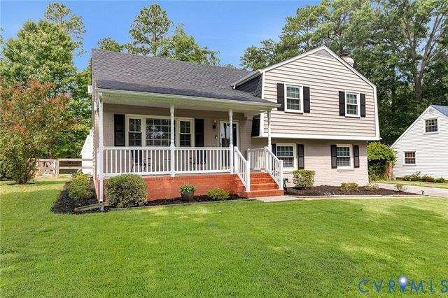 8318 Lydell Dr, Henrico, VA 23228