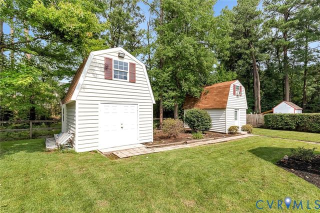 8318 Lydell Dr, Henrico, VA 23228