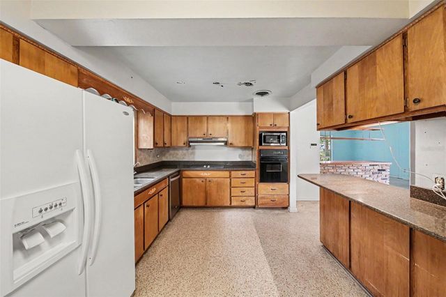 107 FAIRLANE CIRCLE, Sanford, FL 32773