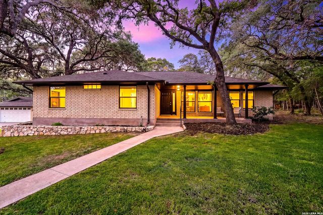 8621 INDIAN HILLS LN, Boerne, TX 78006