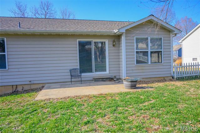 2289 Pine Lake Loop, Gray Summit, MO 63039